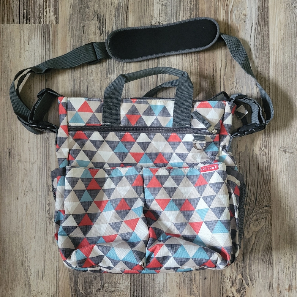 Skip hop diaper bag